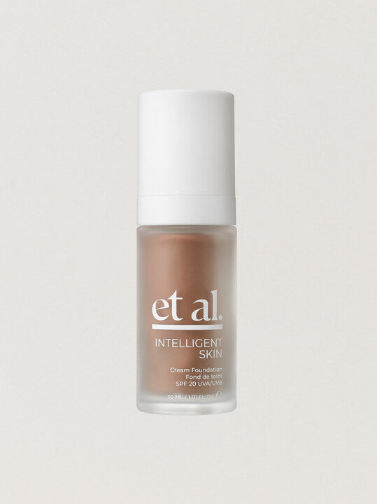 Et Al. Intelligent Skin Cream Foundation SPF 20 with Complimentary Gift