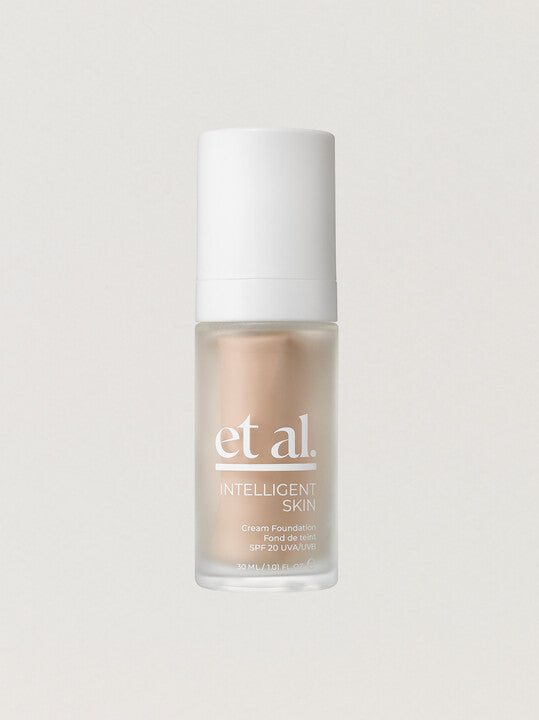 Et Al. Intelligent Skin Cream Foundation SPF 20 with Complimentary Gift