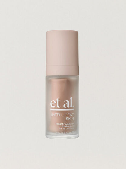 Intelligent Skin Radiant Foundation