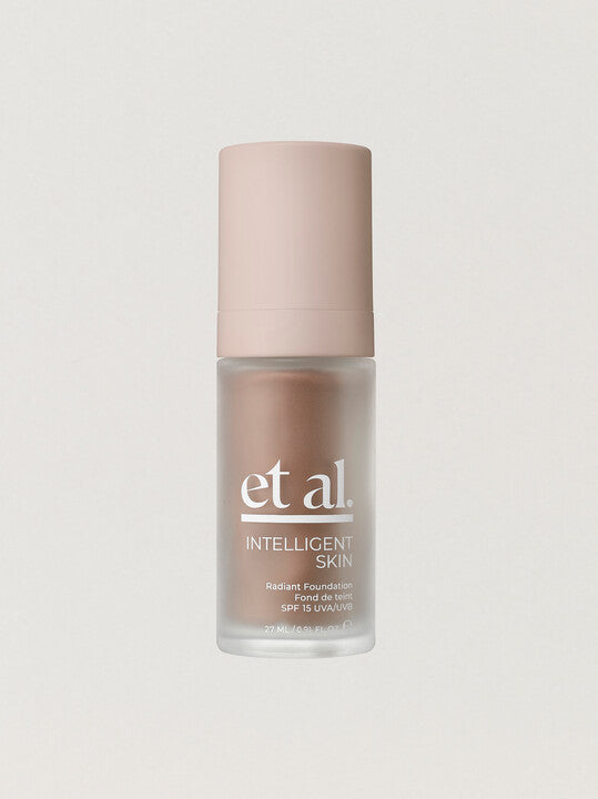 Intelligent Skin Radiant Foundation