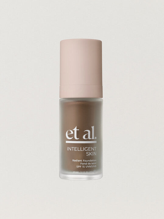 Intelligent Skin Radiant Foundation